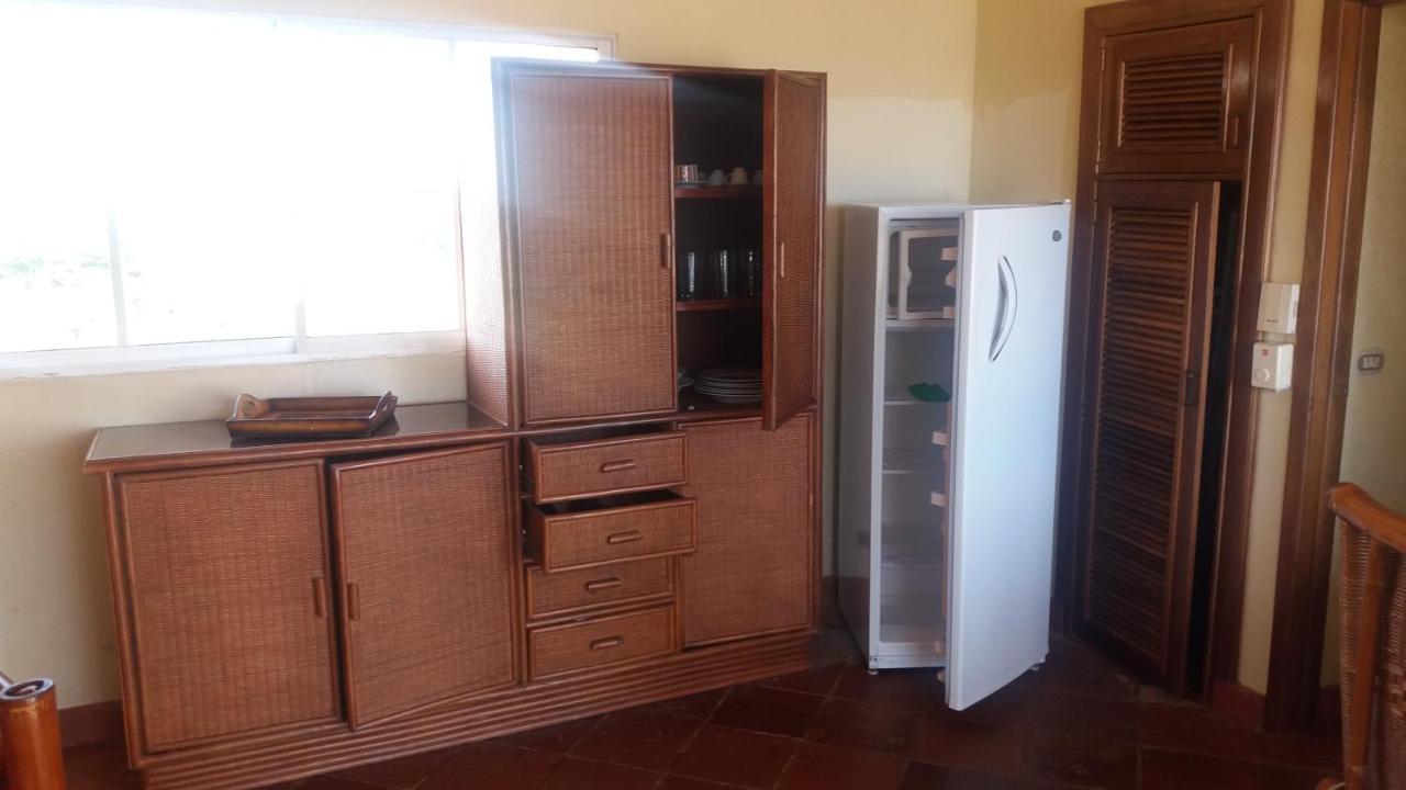 Residencial Las Palmeras De Willy Бока Чика Екстериор снимка